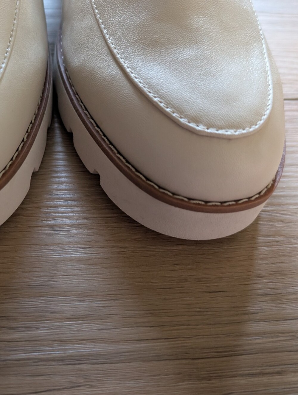 Vionic Kensley Cream Nappa Loafers - Picture 4 of 6